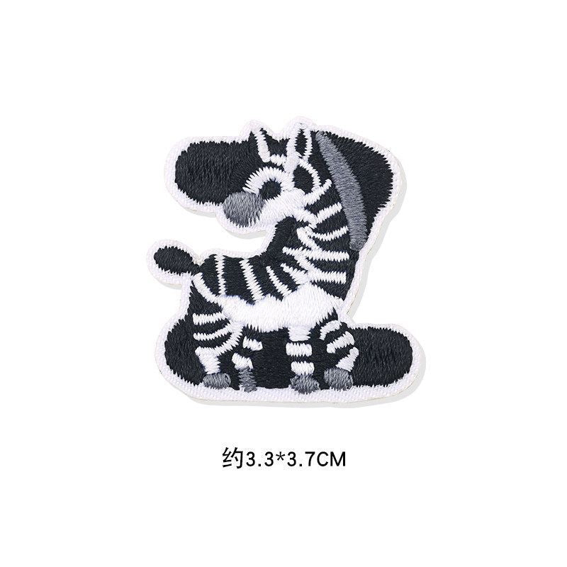 Premium Embroidered Sew-On Patch – DIY Clothing Repair & Decoration
