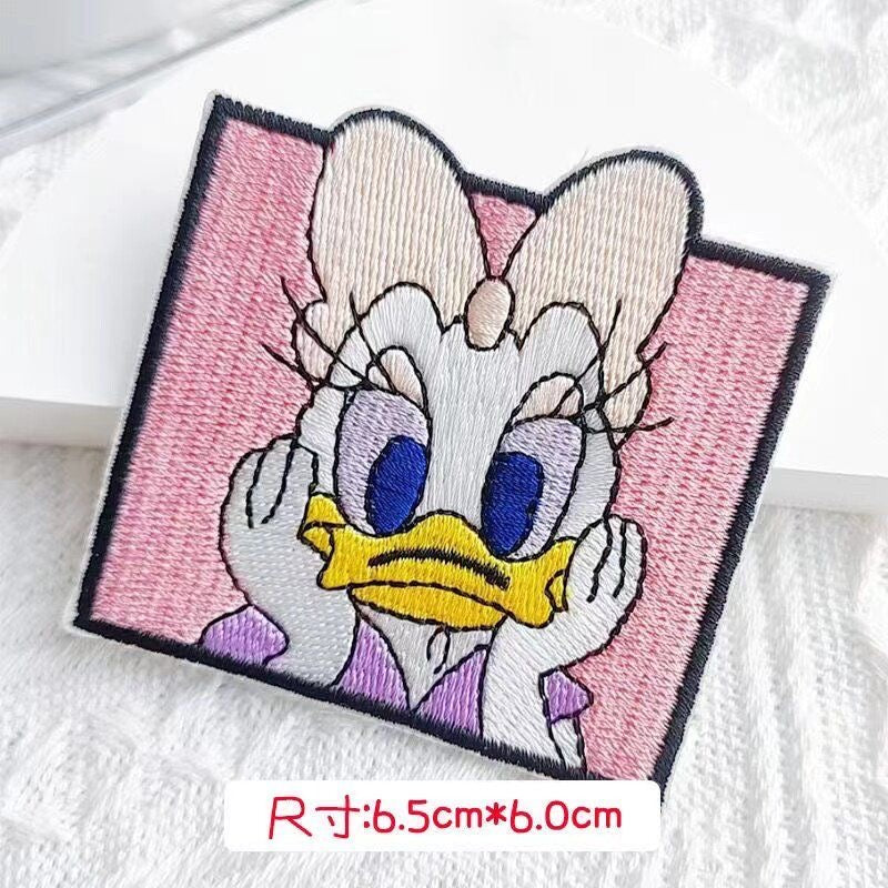 Premium Embroidered Sew-On Patch – DIY Clothing Repair & Decoration